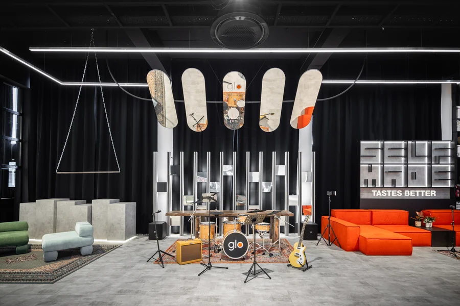 The live-band area